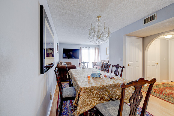 456 Mrytle St Interior-025