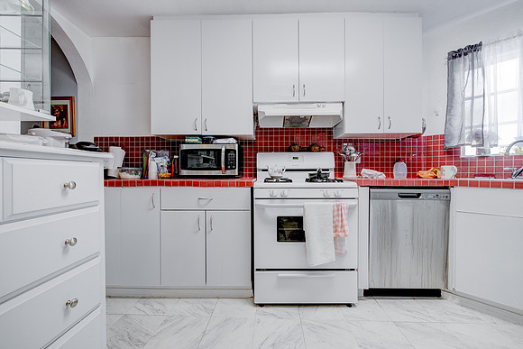 456 Mrytle St Interior-032