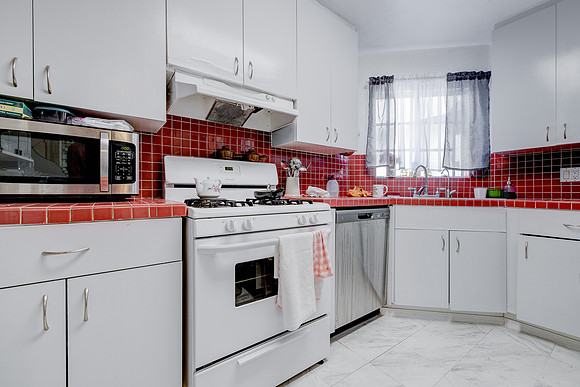 456 Mrytle St Interior-033