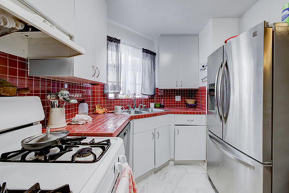 456 Mrytle St Interior-034