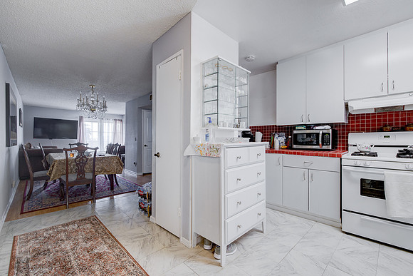 456 Mrytle St Interior-037