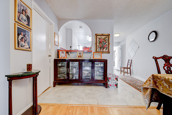 456 Mrytle St Interior-040