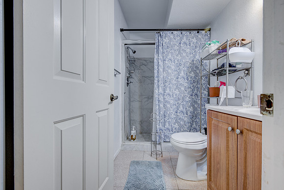 456 Mrytle St Interior-054