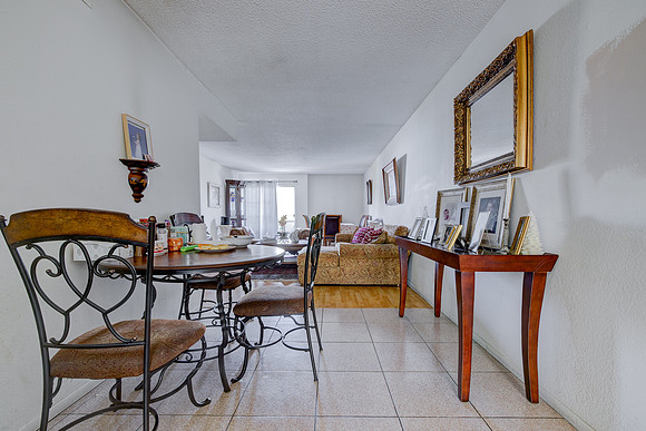 456 Mrytle St Interior-078