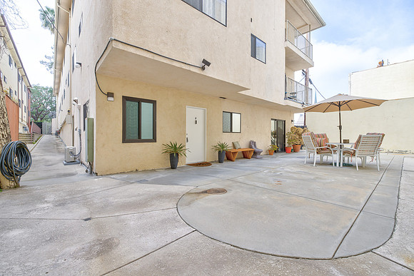 14327 Dickens St Exterior-005