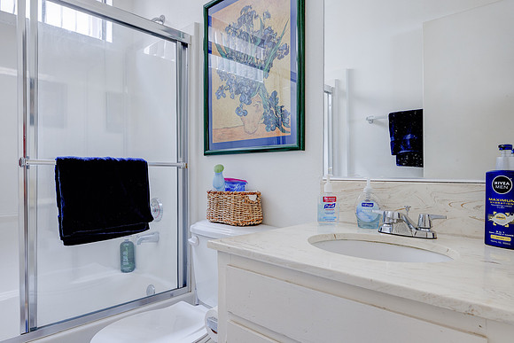 14327 Dickens St Interior-013