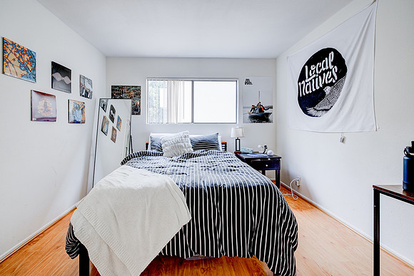 14327 Dickens St Interior-047