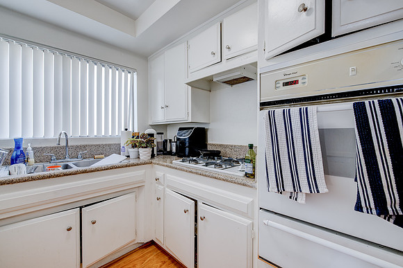 14327 Dickens St Interior-053