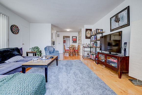 14327 Dickens St Interior-055