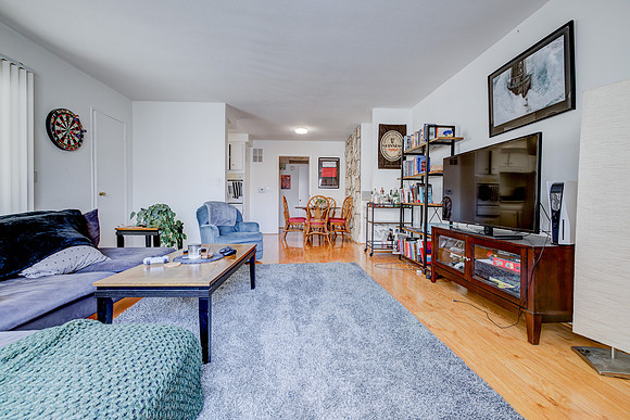 14327 Dickens St Interior-056