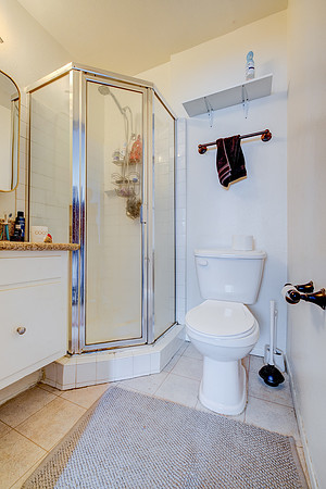 14327 Dickens St Interior-065