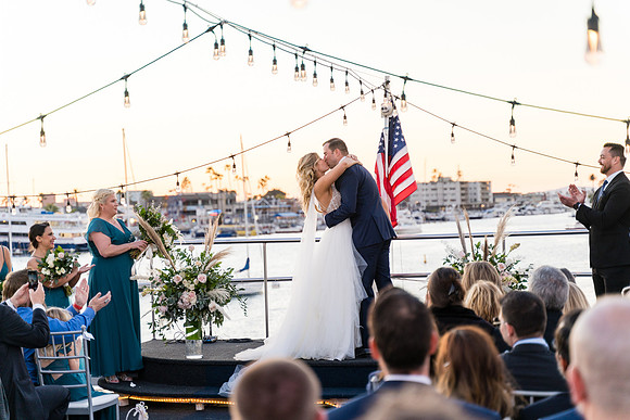 Wedding Photos Endless Dreams - City Experiences By Hornblower-477
