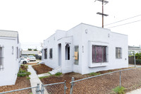 8715 Hooper Ave--010