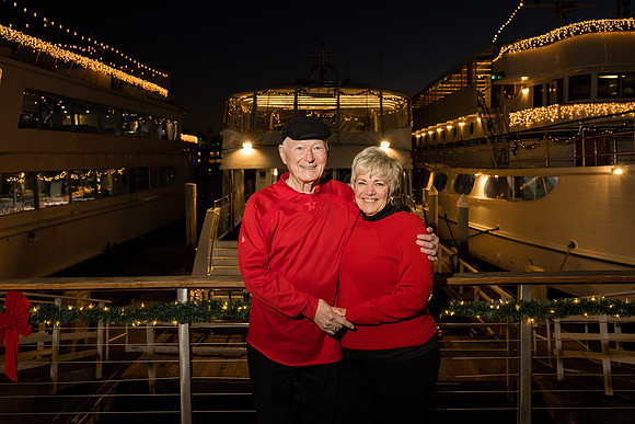 Christmas Boat Parade Newport Beach - Mojo Yacht-001
