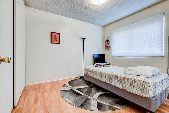 1343 W 96th St-039