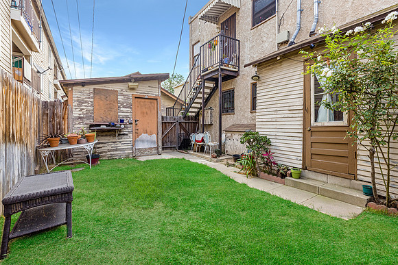 751 St Louis Ave-016