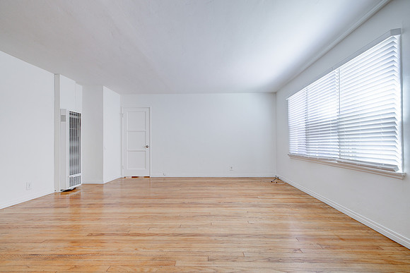 2011 Cedar Ave Long Beach Interior-008