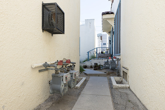 617 N Sycamore Ave Other-002