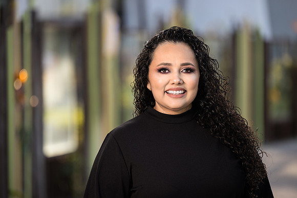 Headshot Photographer Long Beach - Business Headshots-001