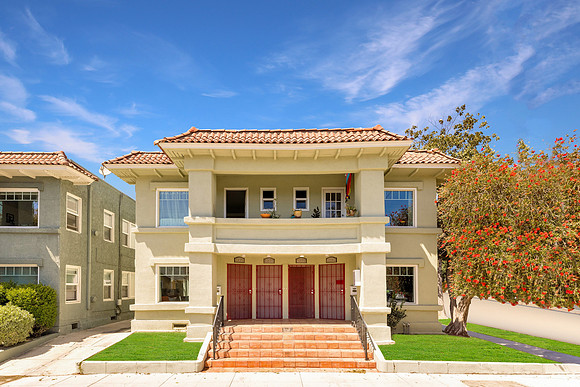 1 1275 E Broadway  -003