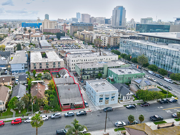 326 Daisy Ave Long Beach-003