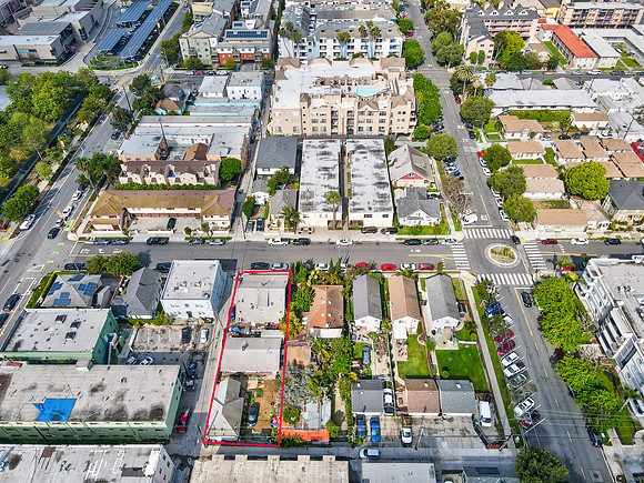 326 Daisy Ave Long Beach-015