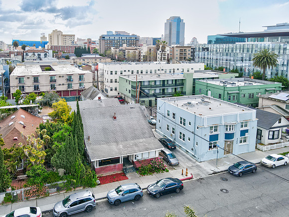 326 Daisy Ave Long Beach-020