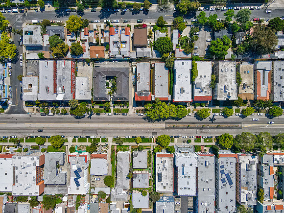 446 S Rampart Blvd-013