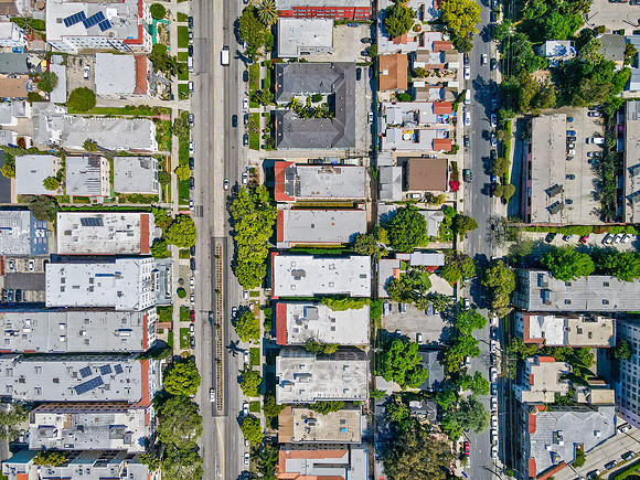 446 S Rampart Blvd-014