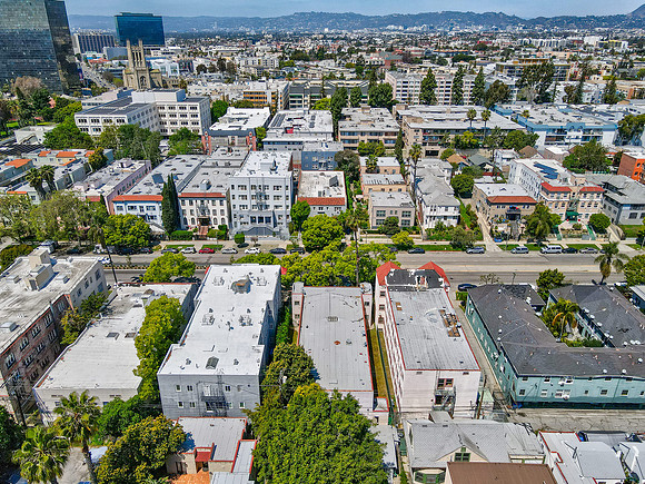 446 S Rampart Blvd-019