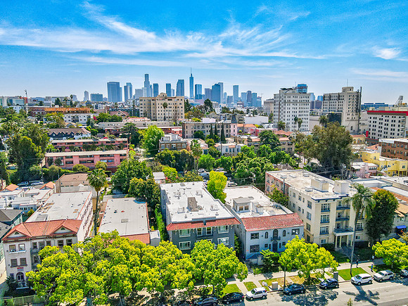 446 S Rampart Blvd-023