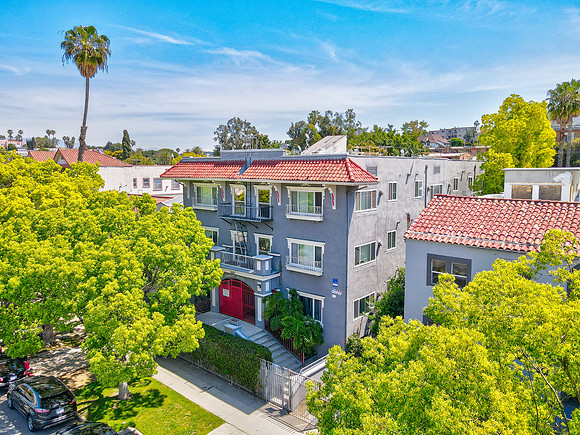 446 S Rampart Blvd-026