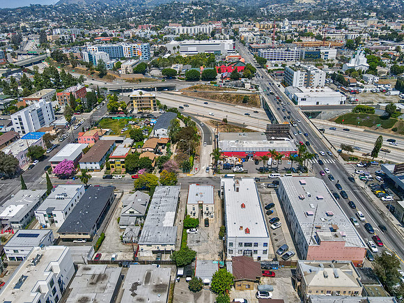 5510 Lexington Ave-011