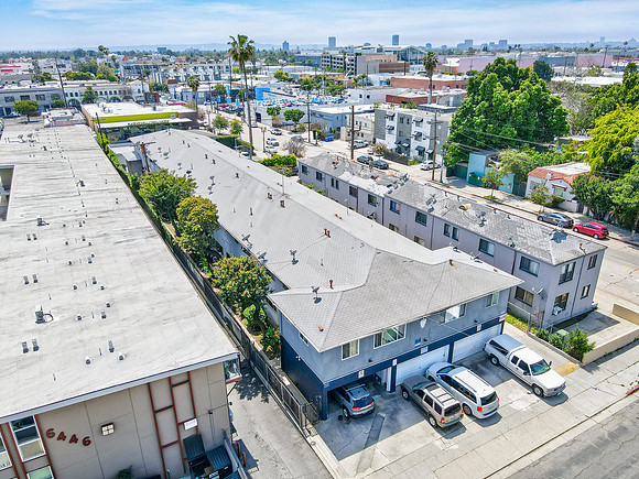 6454 Lexington Ave-018