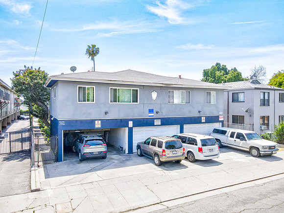 6454 Lexington Ave-030