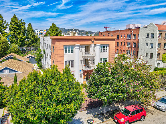 5617 La Mirada Ave-001