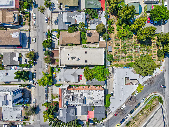 5617 La Mirada Ave-018