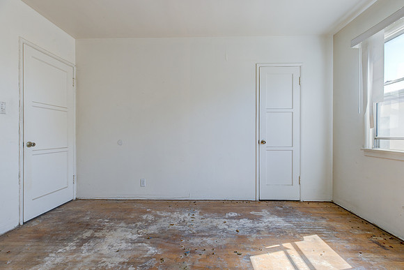 7835 S Normandie Ave-058