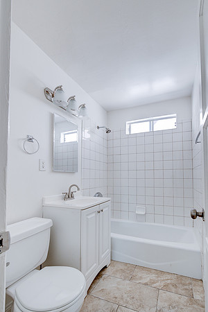 2011 Cedar Ave Long Beach Interior-036