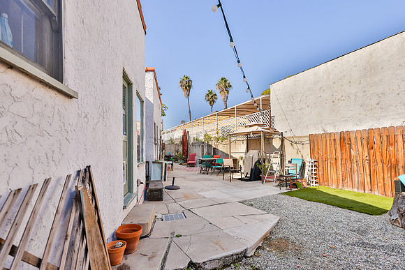 1928 Rosalia Rd  Los - Real Estate Photographers Los Feliz-128