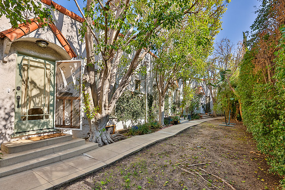 1928 Rosalia Rd  Los - Real Estate Photographers Los Feliz-131