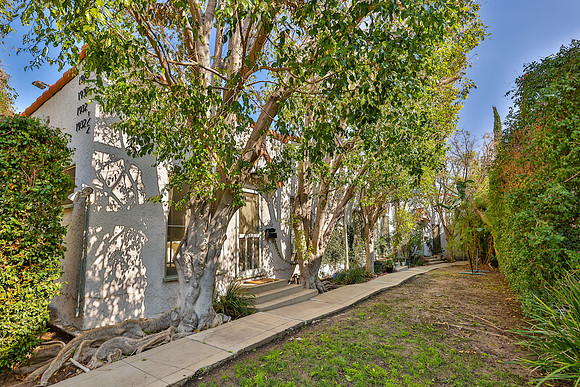 1928 Rosalia Rd  Los - Real Estate Photographers Los Feliz-132
