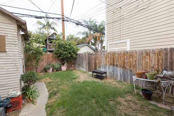 751 St Louis Ave-015