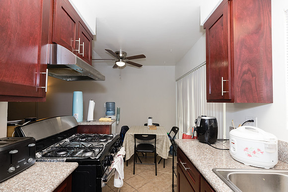 3520 Elm Ave-018