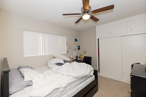 3520 Elm Ave-003