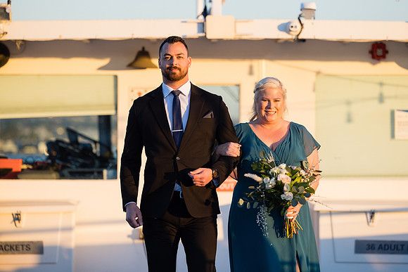 Wedding Photos Endless Dreams - City Experiences By Hornblower-359