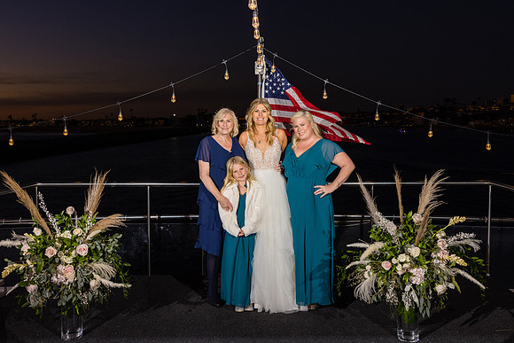 Wedding Photos Endless Dreams - City Experiences By Hornblower-558