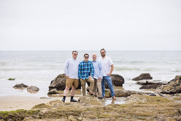 Family Photos Crystal Cove Newport Beach Ca-088