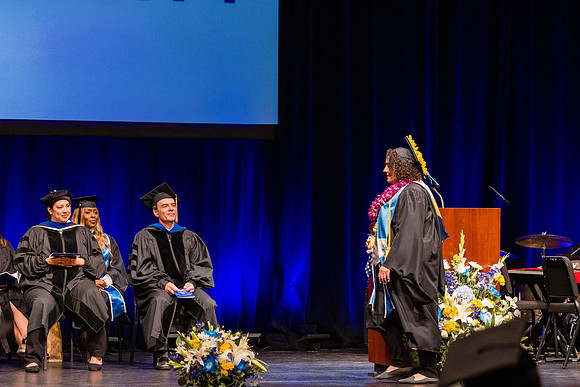 Grad Photographer Long Beach Ca-112