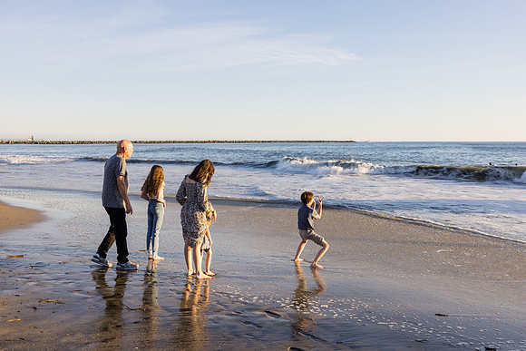 Holiday Photographer Seal Beach-055